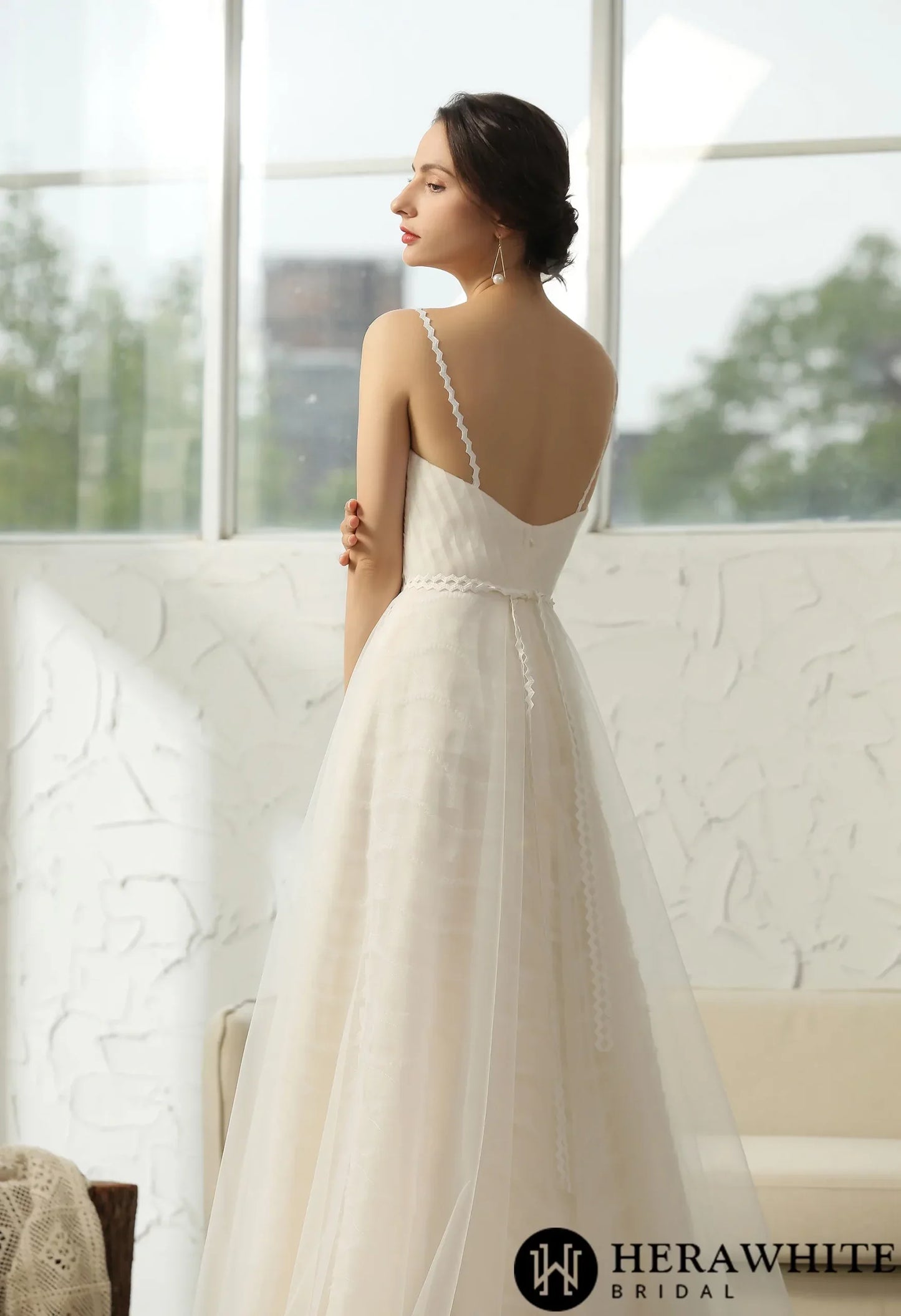 Simple Pleated A-line Wedding Dress With 3D Lace Underline