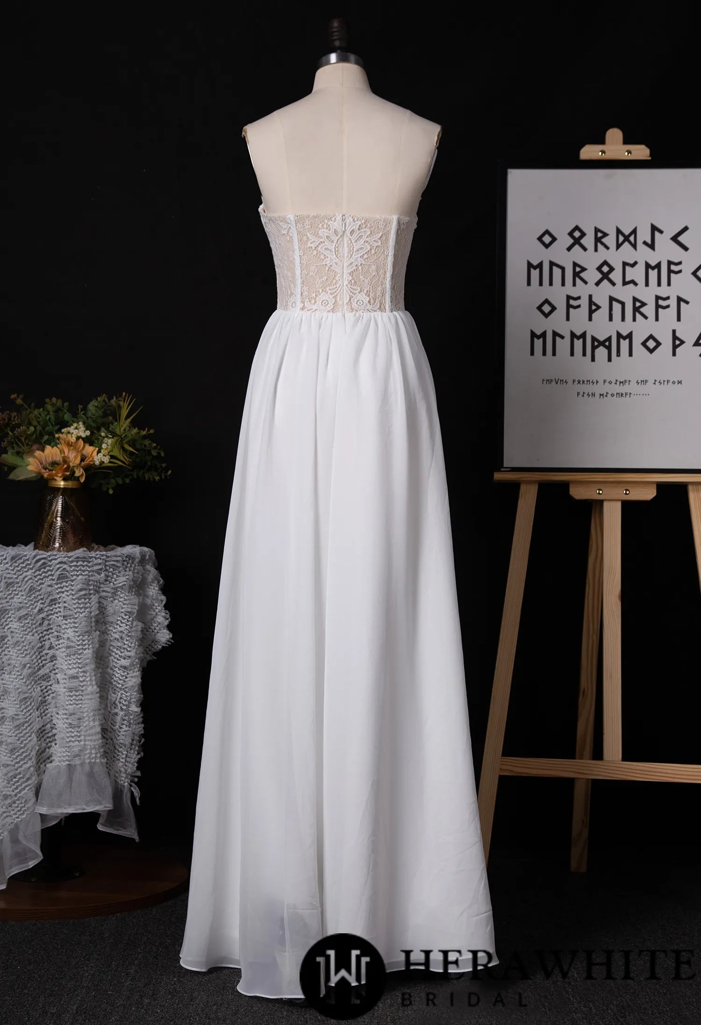 Strapless Sweetheart Chiffon Wedding Dress
