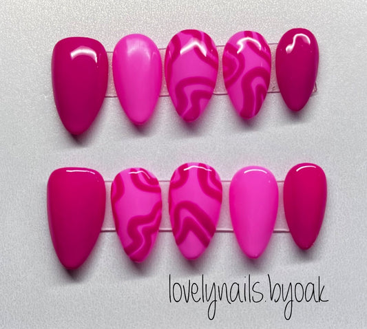 Pink & Pink Wavy Lines