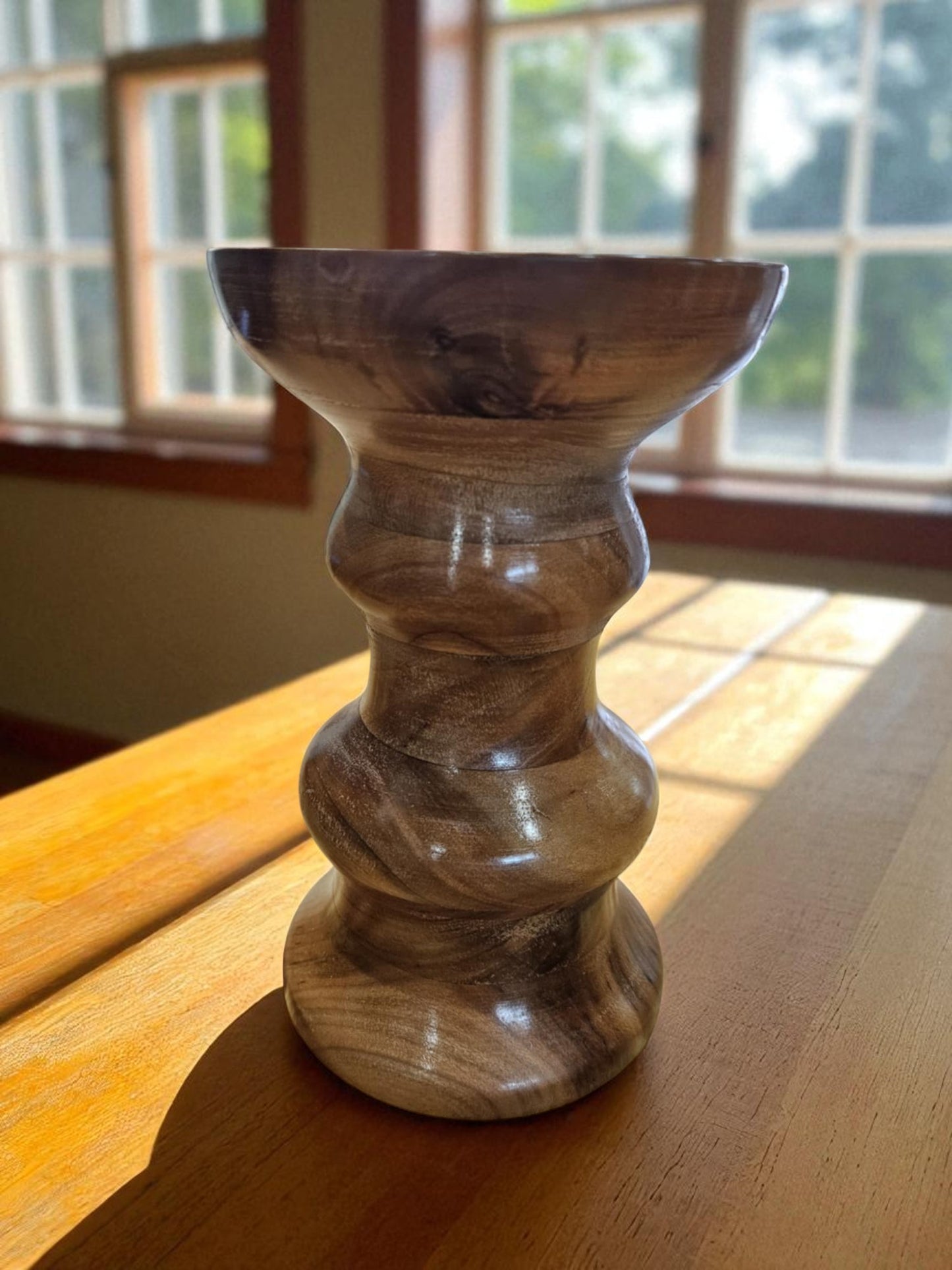 Candle holder