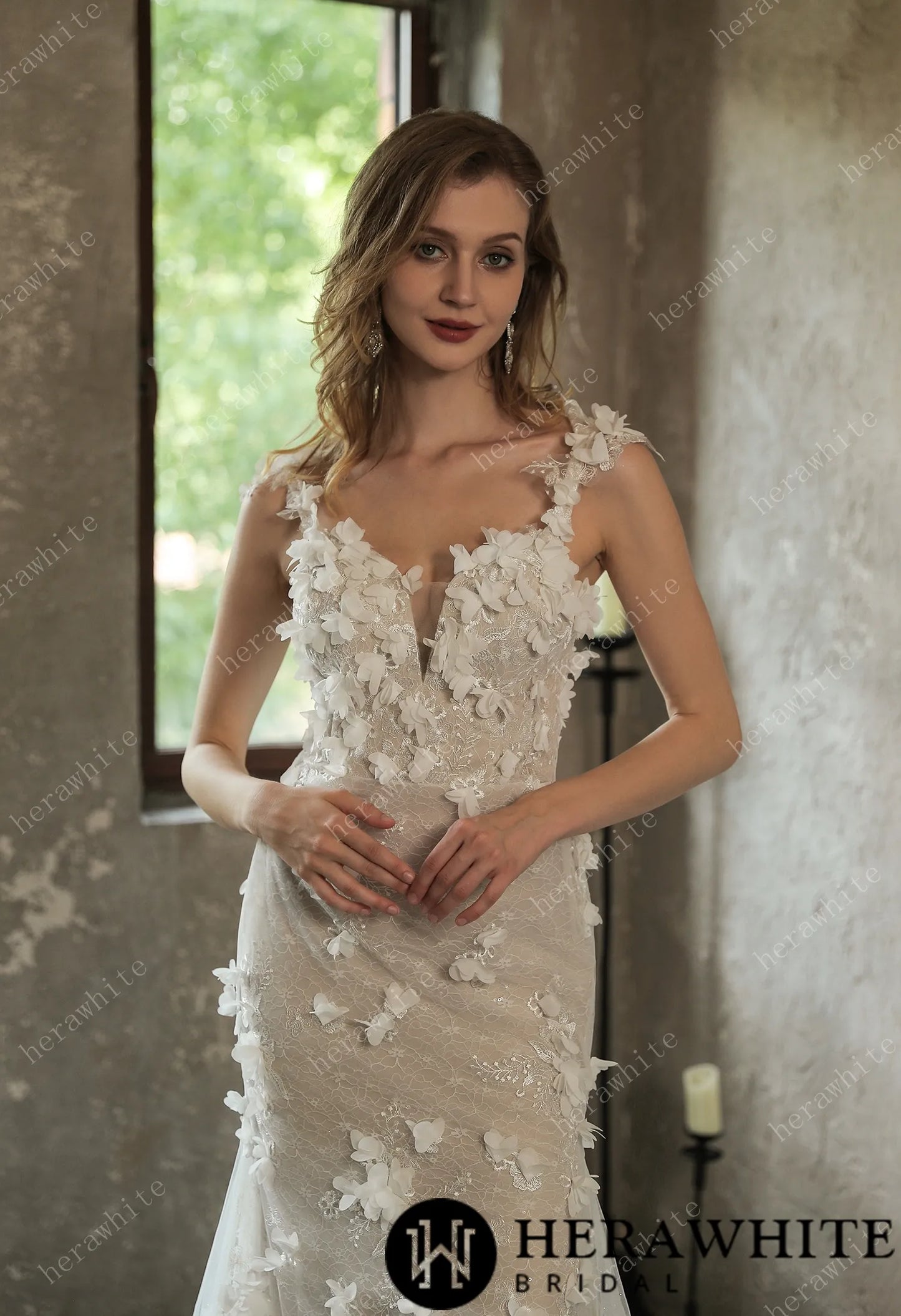 Stunning 3D Petal Lace Wedding Dress And Sparkle Tulle