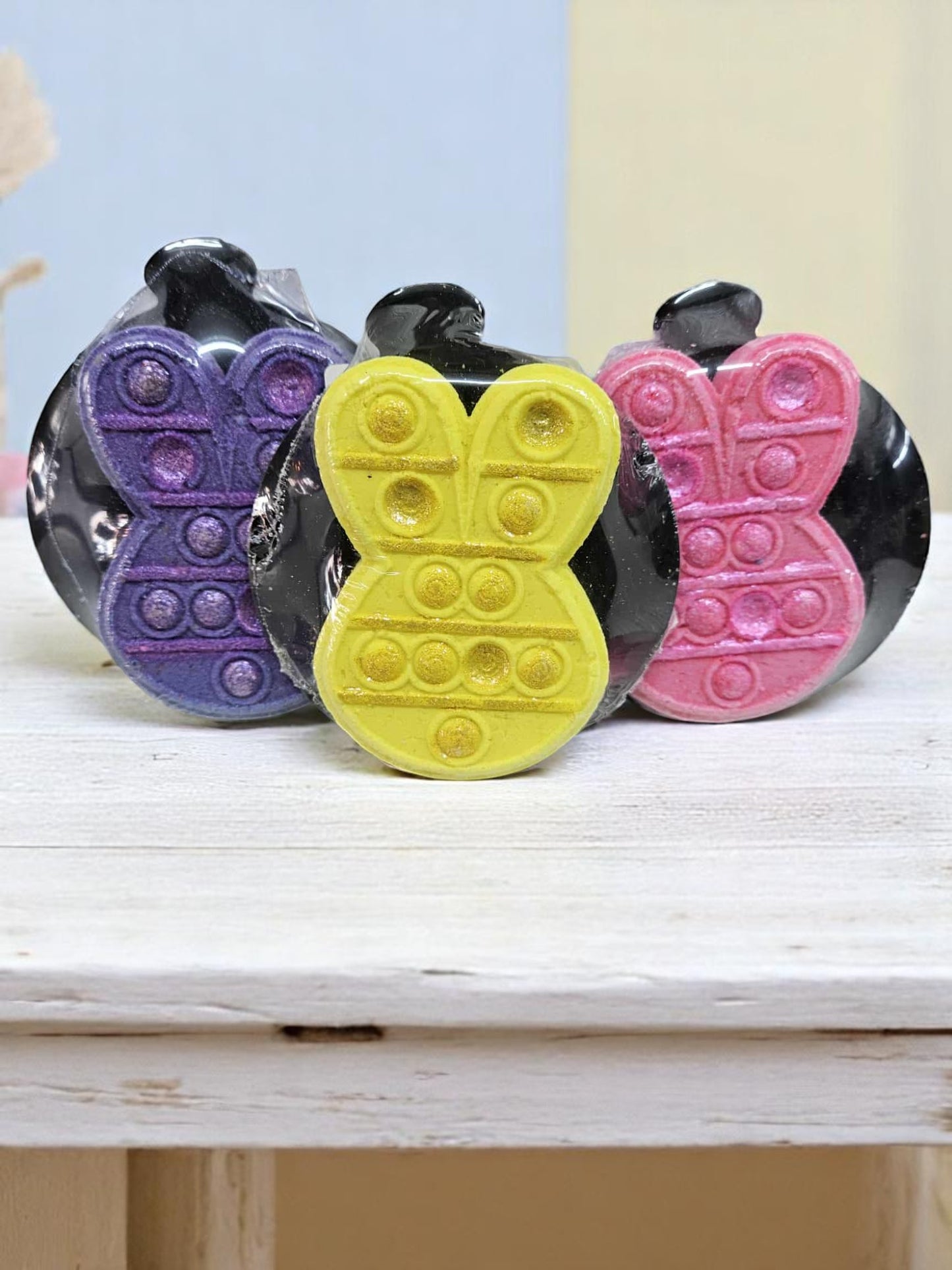 Bunny Popper Bath Bomb