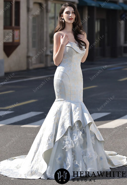Jacquard Mermaid Bridal Gown with Exquisite Handmade Flowers HW3808