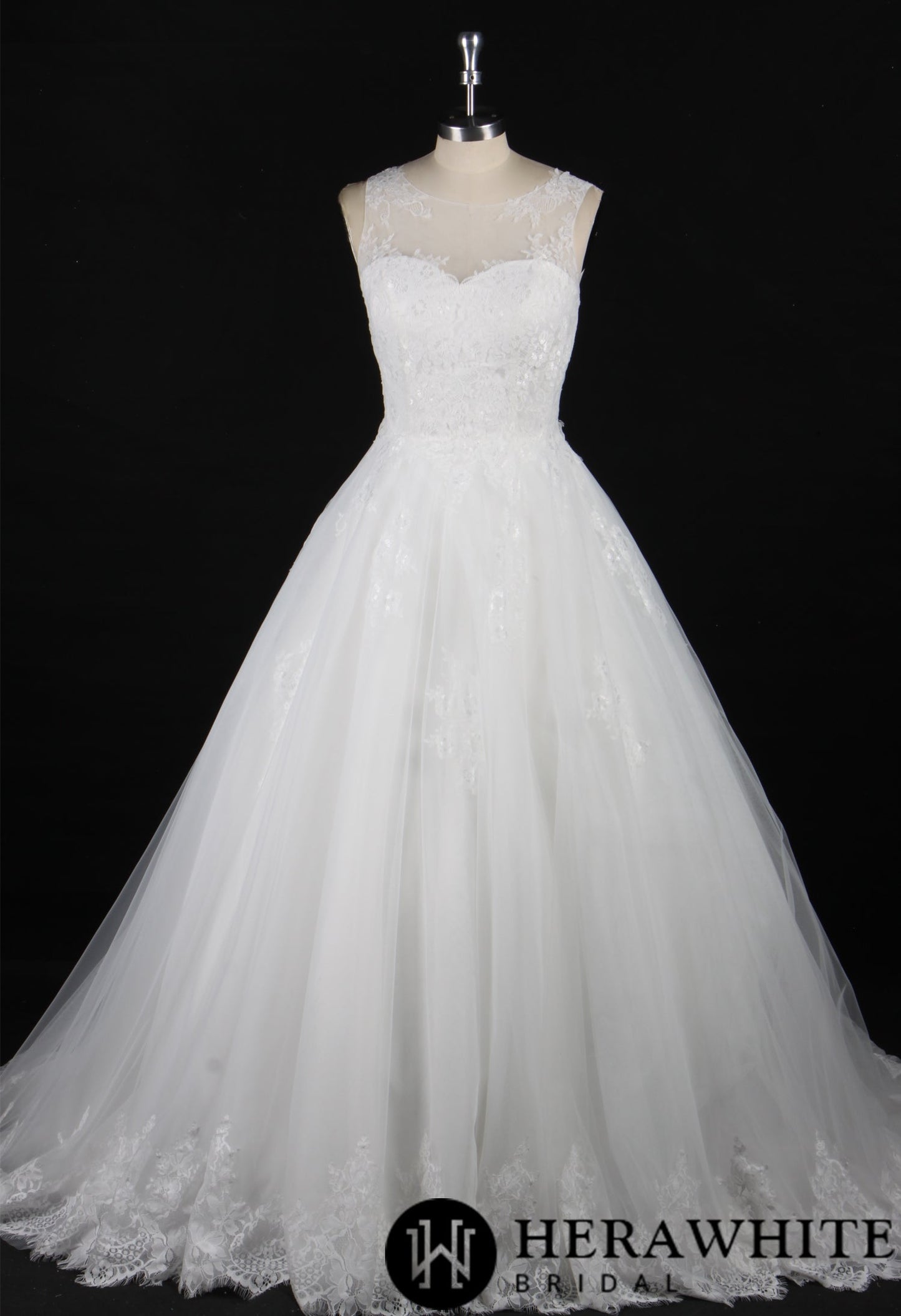 Strapless Lace AppliquÃ©s Beach Wedding Dress