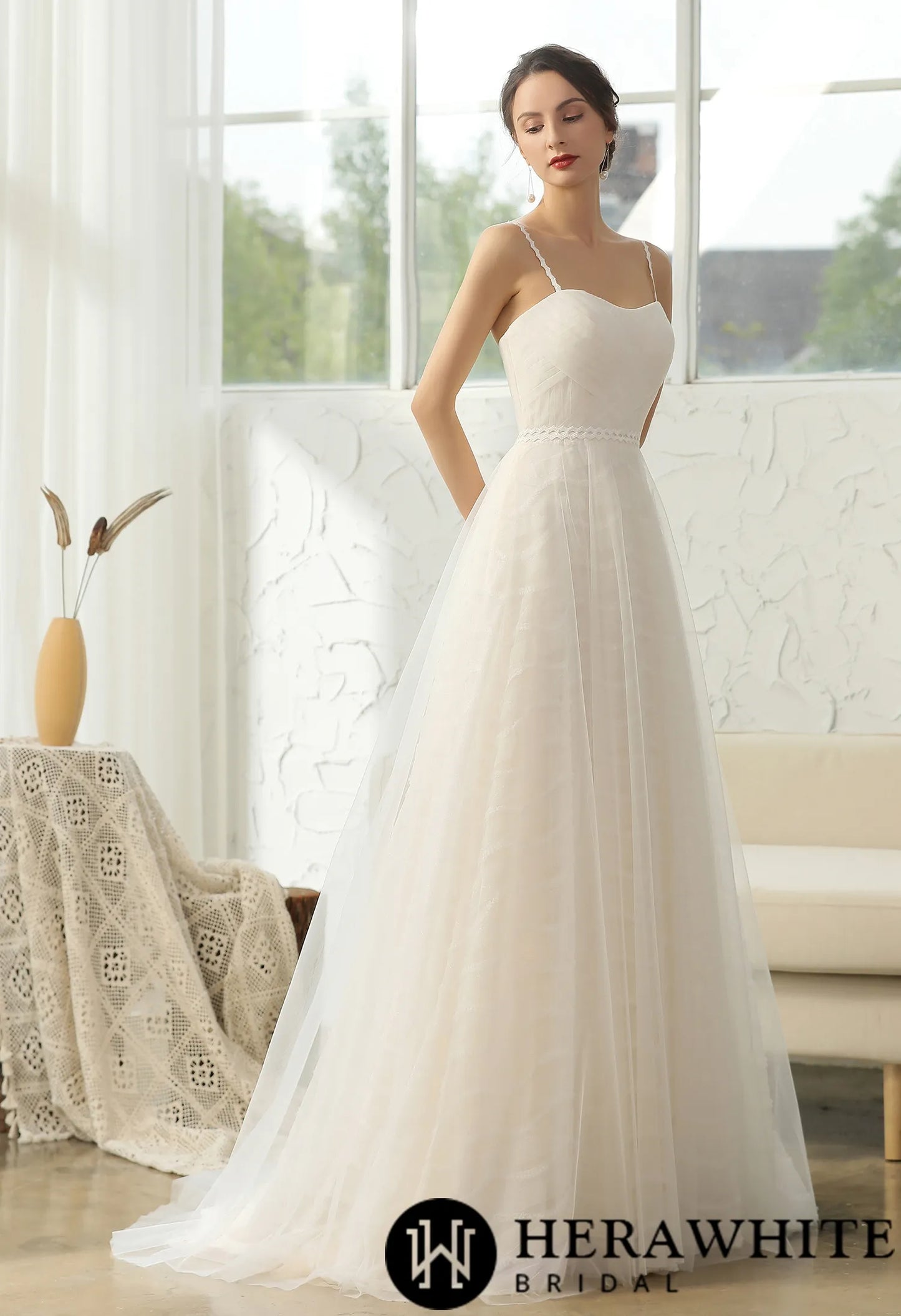 Simple Pleated A-line Wedding Dress With 3D Lace Underline