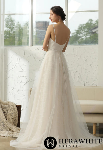 Simple Pleated A-line Wedding Dress With 3D Lace Underline