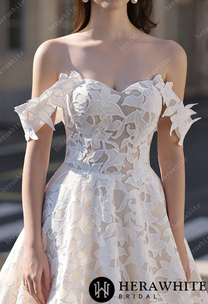 Romantic Off-the-Shoulder  Princess Dress In Floral Lace HW3824