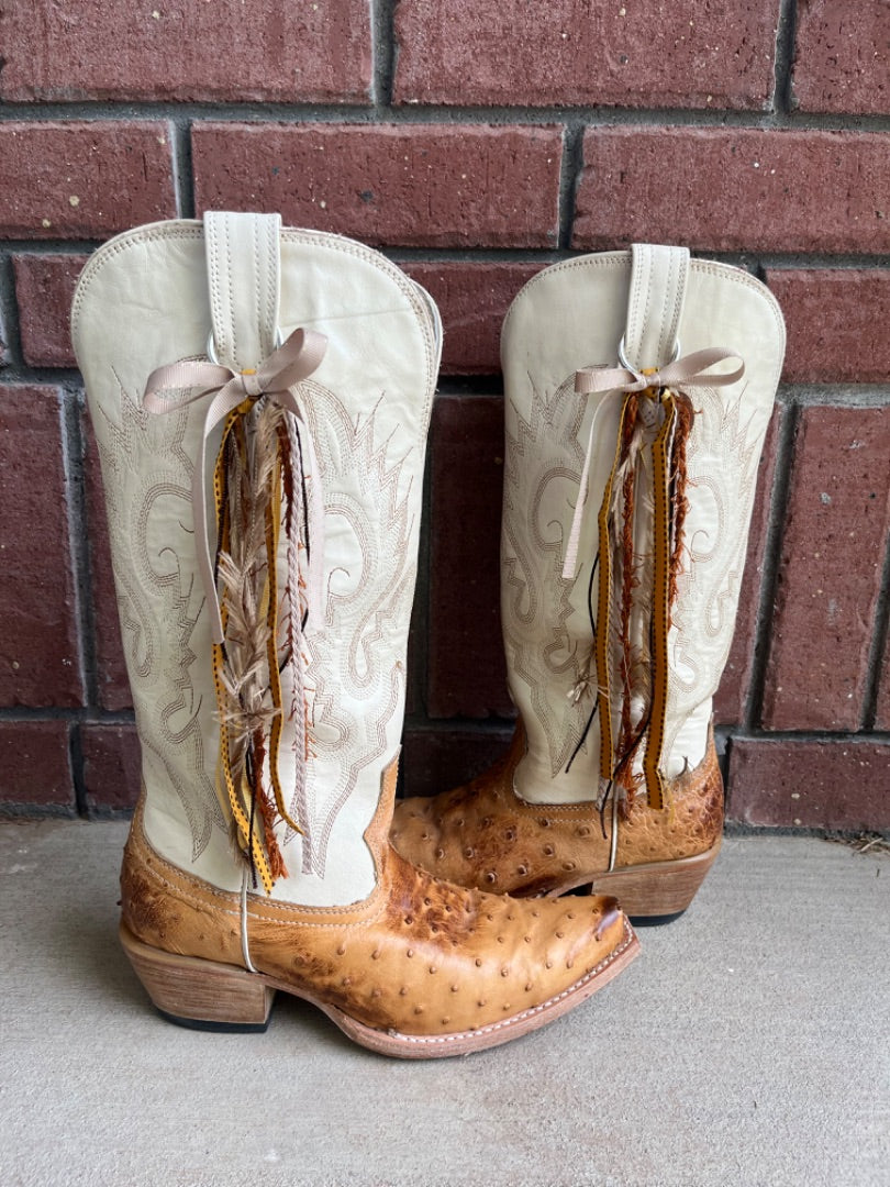 Tan and brown boot bow charms