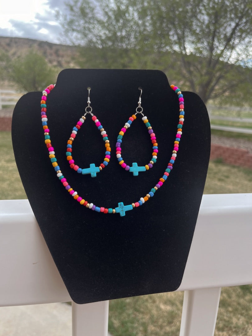 Risen Necklace