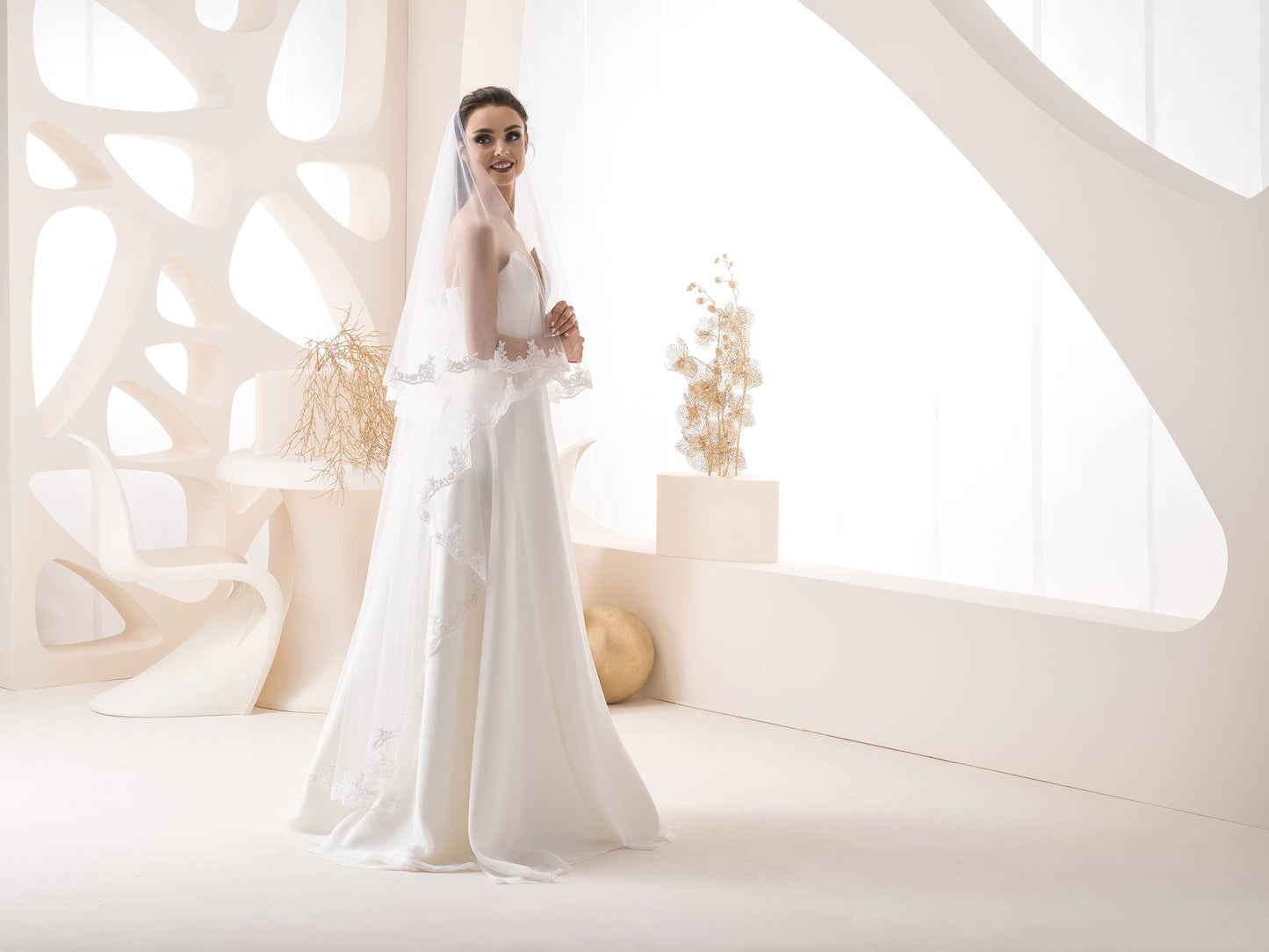 Long veil
