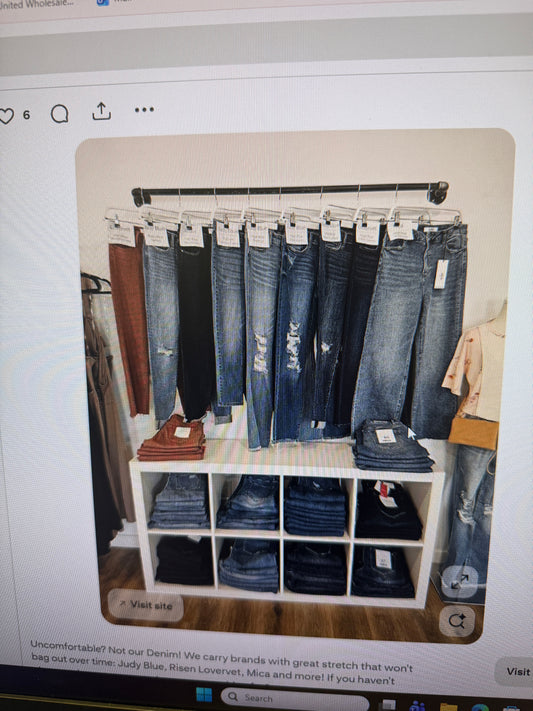 Risen Jeans