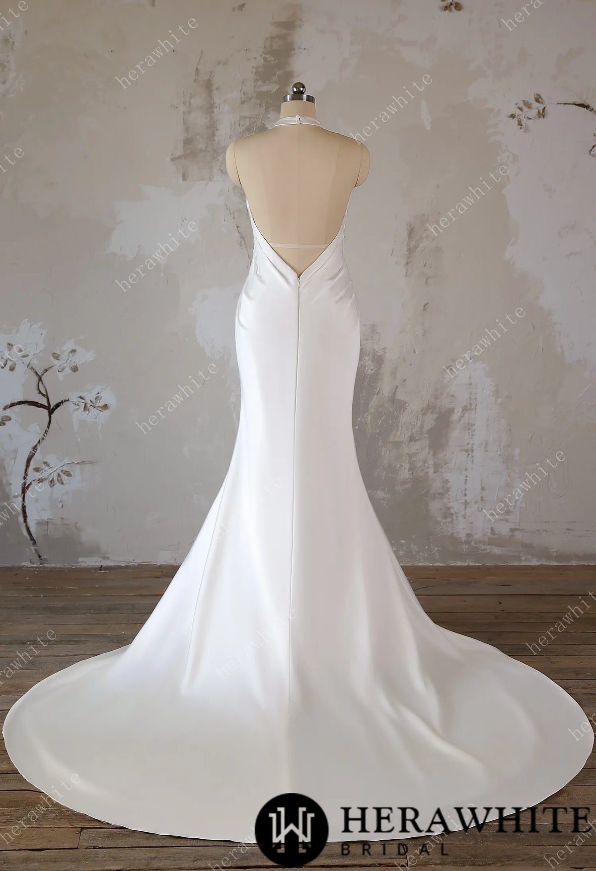 Timeless Elegance: High-Neck Wedding Dress with Dramatic Train — HW3495 — image 6