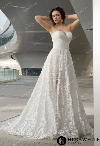 Convertible Two-Piece Wedding Dress: Detachable Overskirt with Sweetheart Short Skirts — HW3606 — image 6