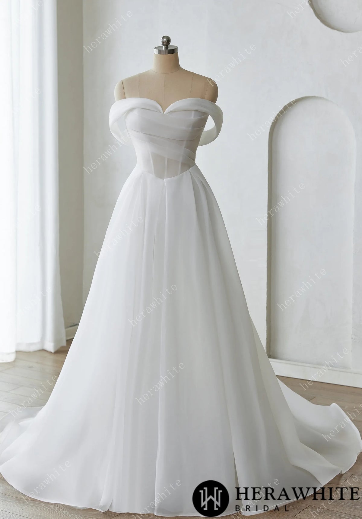 Romantic A-Line Wedding Dress with Detachable Off-Shoulder Straps and Pockets — HW3640 — image 1
