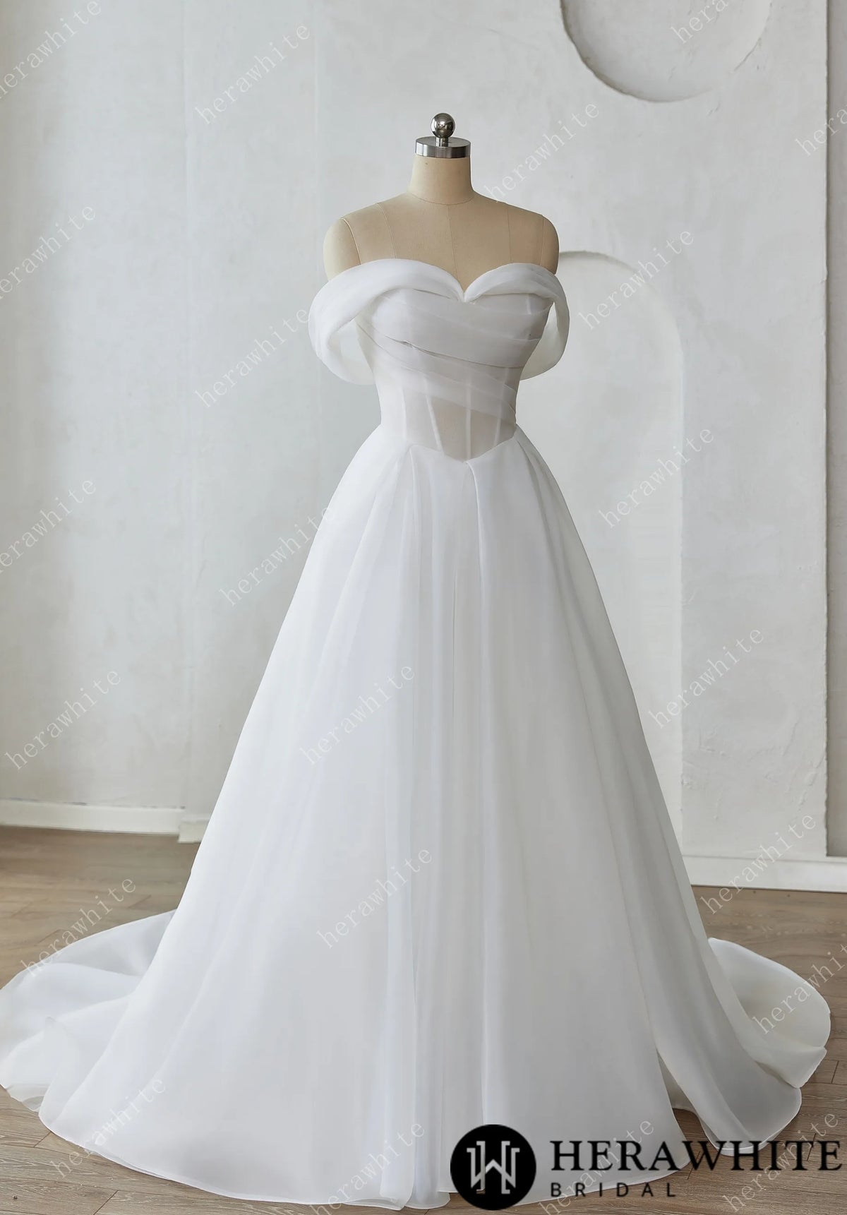 Romantic A-Line Wedding Dress with Detachable Off-Shoulder Straps and Pockets — HW3640 — image 3