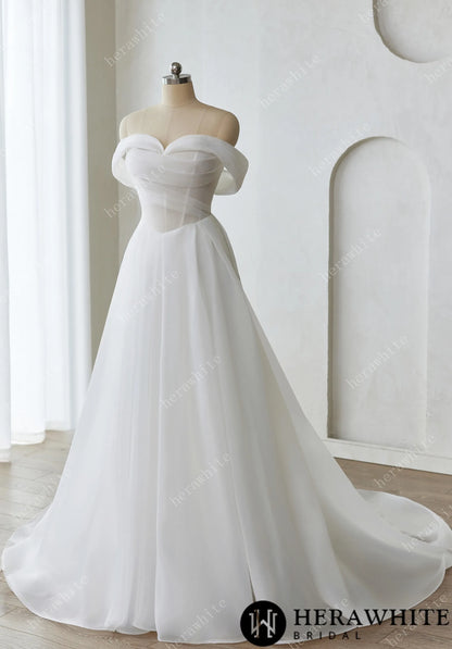 Romantic A-Line Wedding Dress with Detachable Off-Shoulder Straps and Pockets — HW3640 — image 4