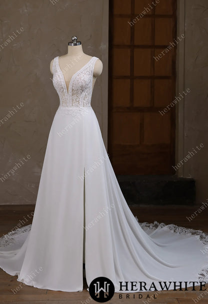 Deep V-neck and sleeveless design with symmetrical lace wedding gown — HW3641 — image 5
