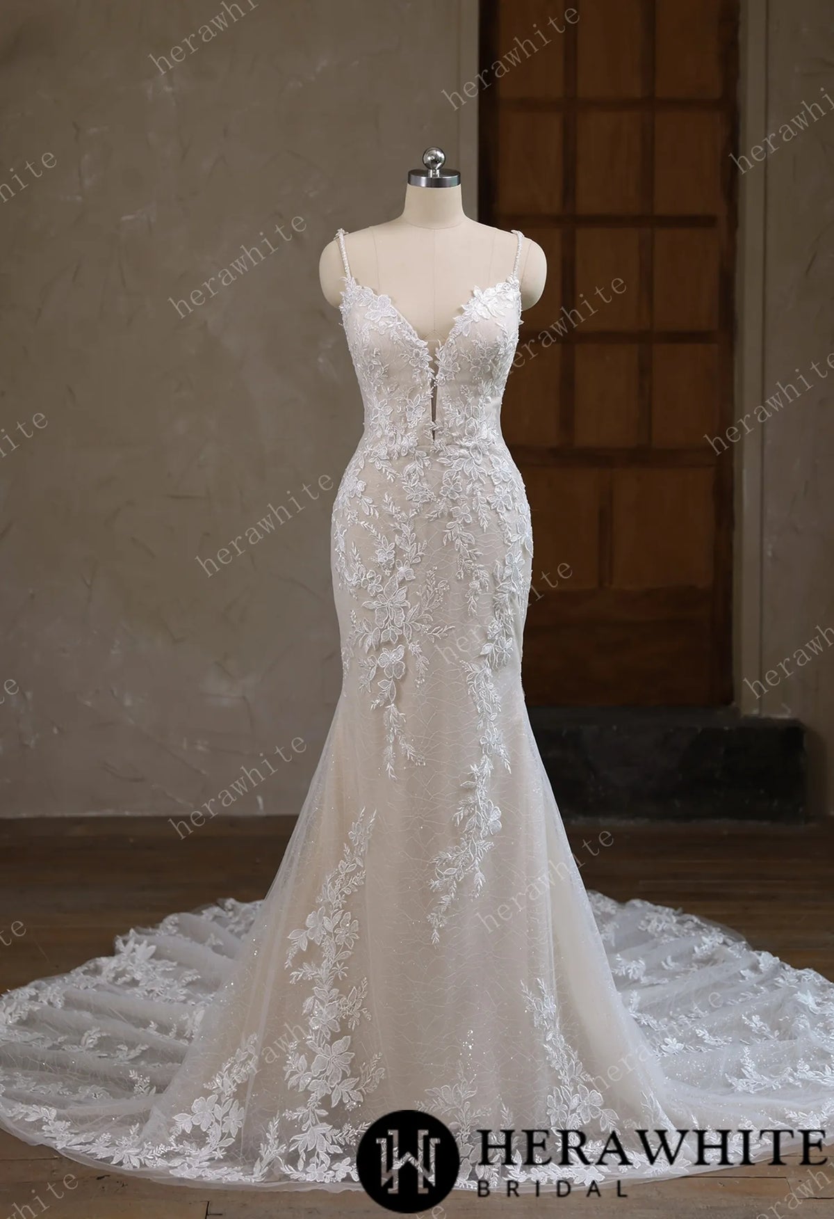 V-Neck Lace Mermaid Wedding Dress With Spaghetti Straps — HW3643 — image 5