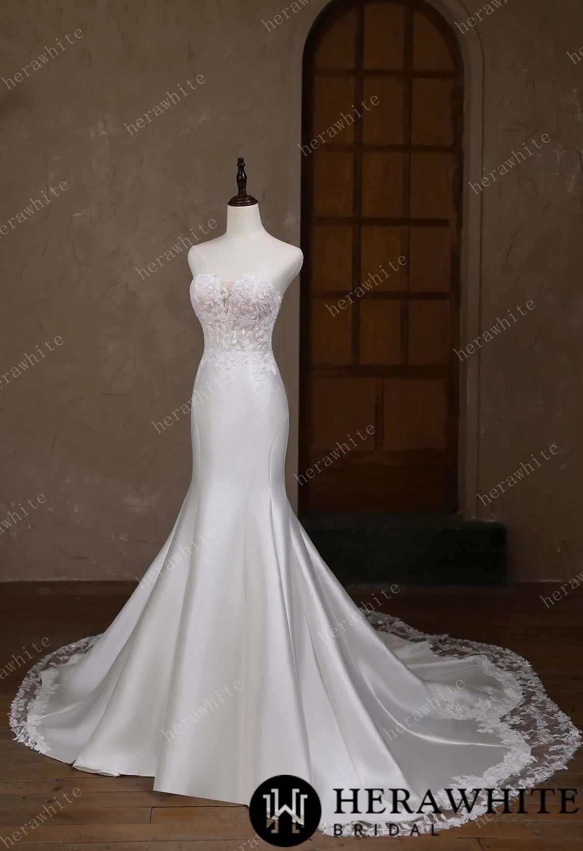 Satin Lace Mermaid Wedding Gown With Sweetheart Neckline — HW3664 — image 6
