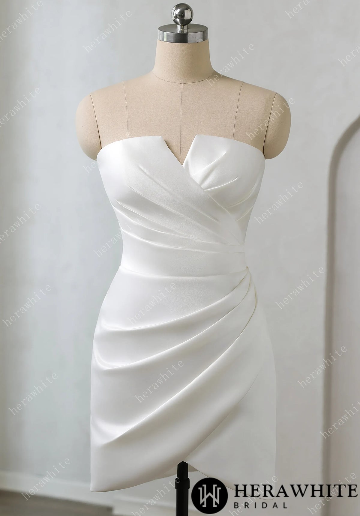 Modern Sweetheart Mini Wedding Dress with Overskirt for Two Looks in One — HW3775 — image 2