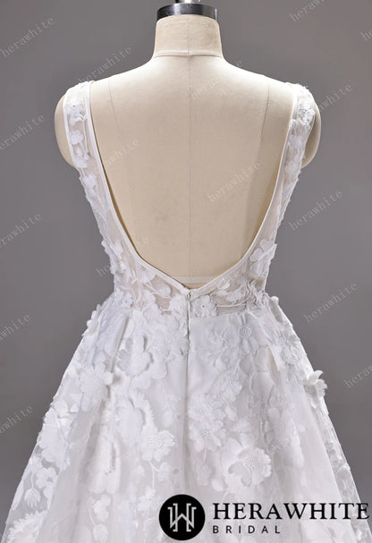 3D Floral Lace A-line Wedding Gown With Square Neckline & Satin Hem Trim — HW3776 — image 6