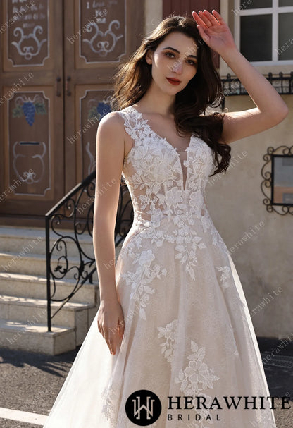 Timeless Sweetheart Neckline 3D Lace  A-line Wedding Dress With Pearl Chain Back Detail — HW3854 — image 7