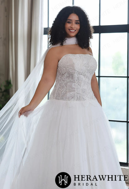 Romantic Glitter Tulle Ballgown with Detachable Shawl — HW4045 — image 10