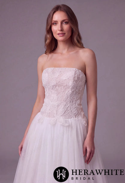 Romantic Glitter Tulle Ballgown with Detachable Shawl — HW4045 — image 2