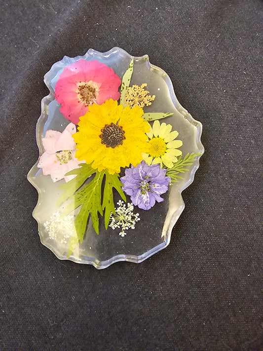 Flower resin coaster