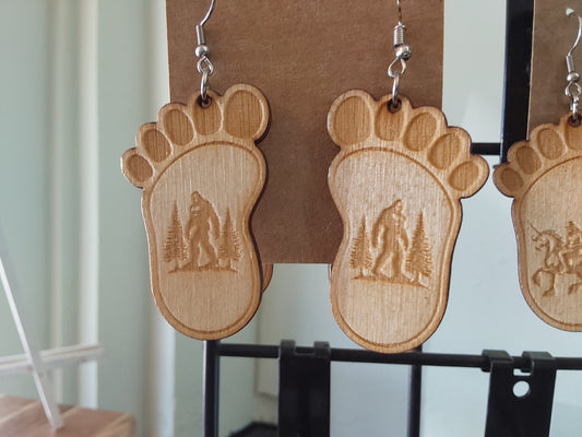 BIGFOOT EARRINGS (FOOT)